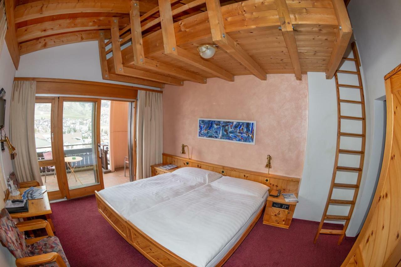 T3 Hotel Mira Val Флимс Экстерьер фото